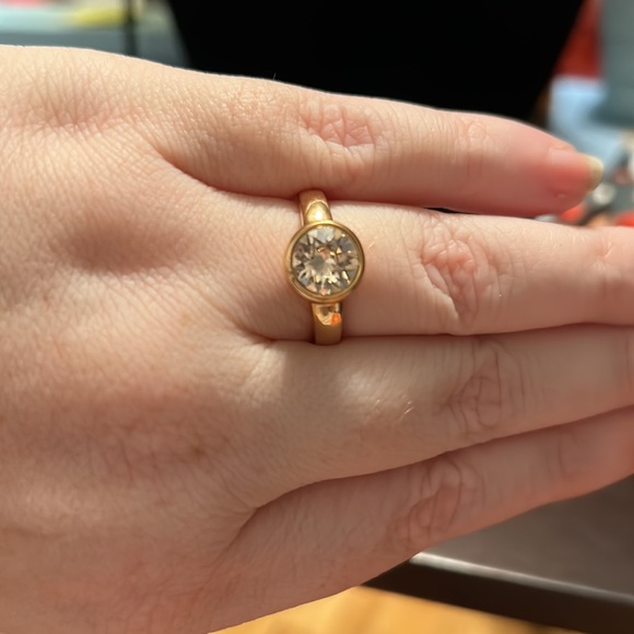 Rose Gold Bliss Ring - Picture 2 of 3